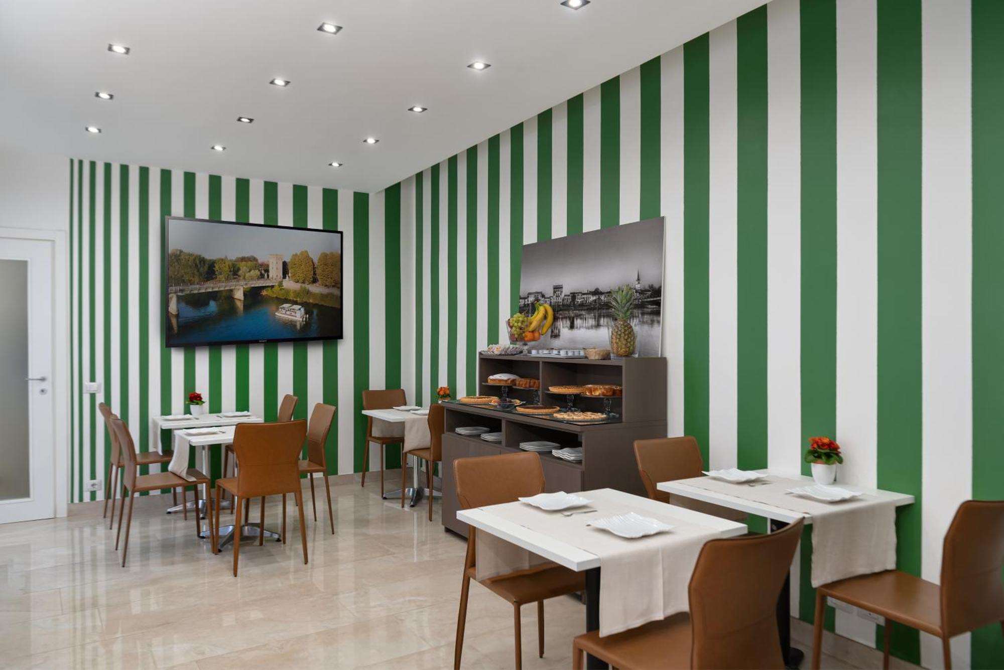 Il Torchio Di Alchieri Moreno E C Sas Hotel