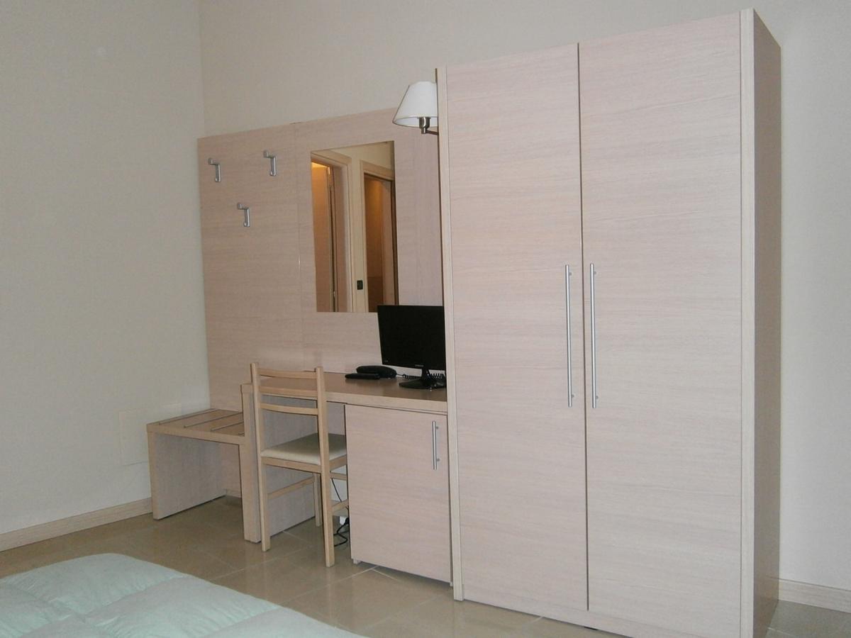 Il Torchio Di Alchieri Moreno E C Sas Hotel