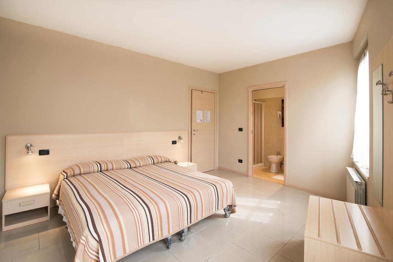 Hotel Il Torchio Di Alchieri Moreno E C Sas
