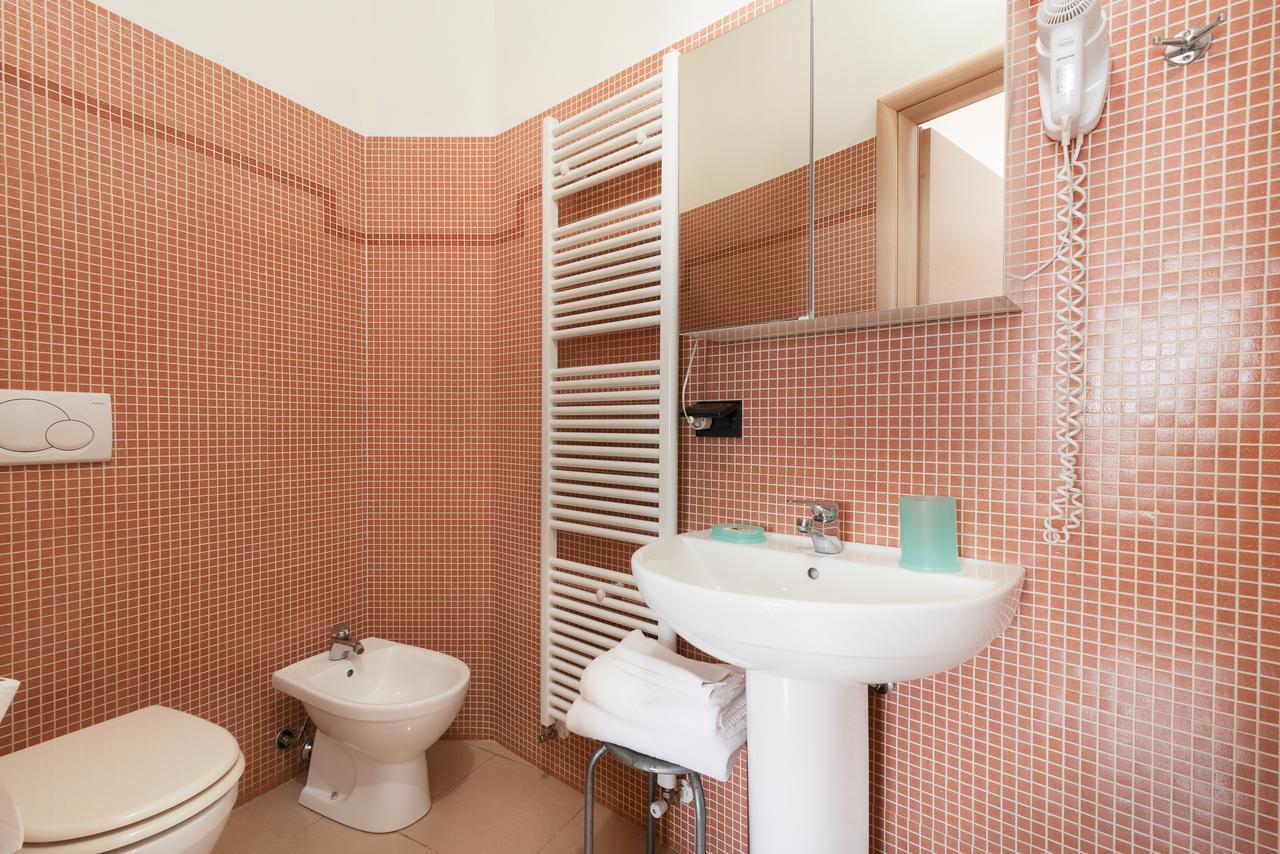 Il Torchio Di Alchieri Moreno E C Sas Hotel